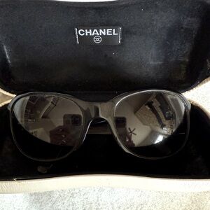 Vintage CHANEL Black Sunglasses